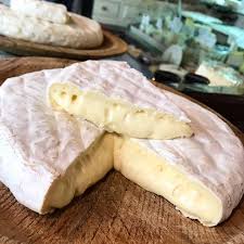 sussex brie & camembert full round approx 1kg   (available w/c 13 december & 20 december)